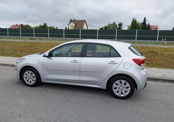 Kia Rio cena 45000 przebieg: 105000, rok produkcji 2018 z Strzelce Krajeńskie małe 781